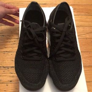 Vapor Max triple black